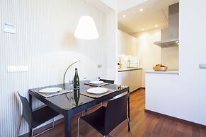 Inside Barcelona Apartments Mercat