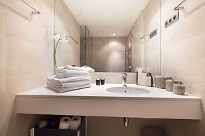 Inside Barcelona Apartments Mercat