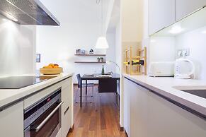 Inside Barcelona Apartments Mercat