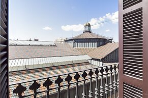 Inside Barcelona Apartments Mercat