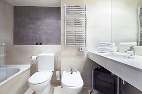 Inside Barcelona Apartments Mercat