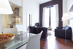 Inside Barcelona Apartments Mercat