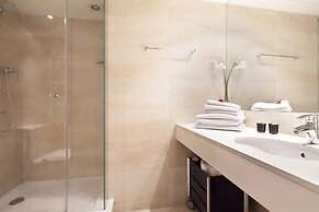 Inside Barcelona Apartments Mercat