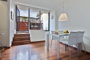 Inside Barcelona Apartments Mercat