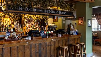 The Crown & Horns
