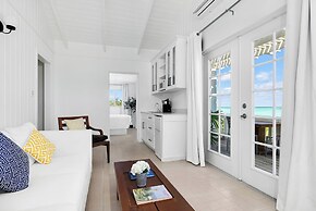Pelican Beach Hotel