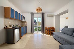 Aquarius Beach Eco-Hotel