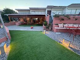 Aquarius Beach Eco-Hotel