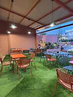 Aquarius Beach Eco-Hotel