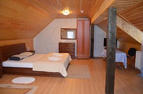 Guesthouse Elisa Zarkau