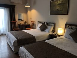 Holiday Saipan Hotel