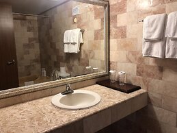 Holiday Saipan Hotel