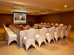 Ananta Legian Hotel