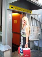 Gaestehaus Kaiserpassage - Hostel