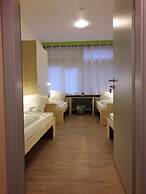 Gaestehaus Kaiserpassage - Hostel