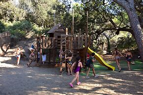 Canado Club Family Village