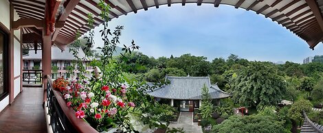 Guilinyi Royal Palace