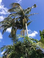 Colonial House Motel