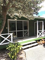 Colonial House Motel