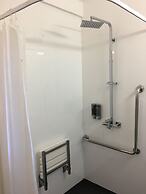 Colonial House Motel