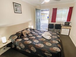 High Street Motor Inn