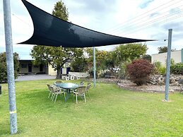 High Street Motor Inn