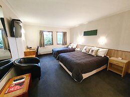 Fitzherbert Castle Motel