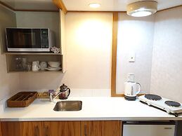 Fitzherbert Castle Motel