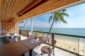 Pao Jin Poon Beach Front Villa