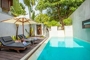 Pao Jin Poon Beach Front Villa