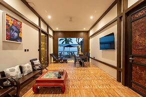 Pao Jin Poon Beach Front Villa