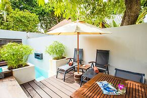 Pao Jin Poon Beach Front Villa