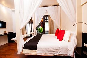 Pao Jin Poon Beach Front Villa