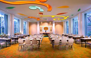 HARRIS Hotel & Residence Sunset Road Bali