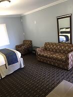 Hollywood Palms Inn and Suites