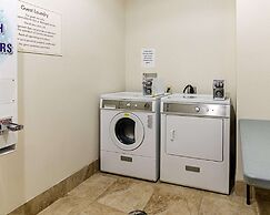 Comfort Inn & Suites Lawrence - University Area