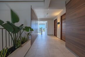 Dolphin Suites & Wellness Curacao