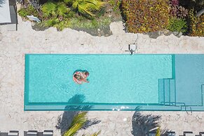 Dolphin Suites & Wellness Curacao