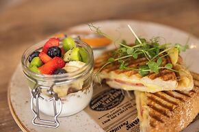 Dolphin Suites & Wellness Curacao