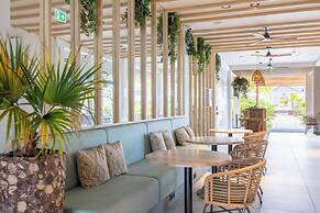 Dolphin Suites & Wellness Curacao