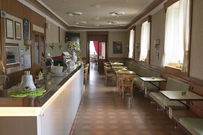 Hotel Du Lac