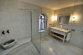 Oliviera Private Island Hotel – Kalem Island