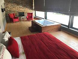 Oliviera Private Island Hotel – Kalem Island