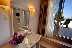 Oliviera Private Island Hotel – Kalem Island