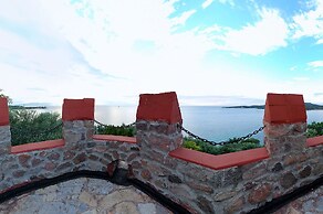 Oliviera Private Island Hotel – Kalem Island