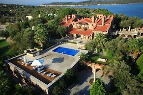 Oliviera Private Island Hotel – Kalem Island