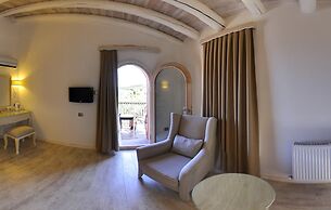 Oliviera Private Island Hotel – Kalem Island