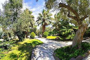 Oliviera Private Island Hotel – Kalem Island