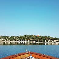 Oliviera Private Island Hotel – Kalem Island