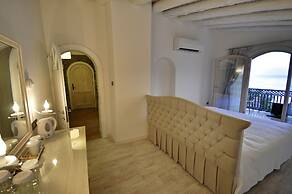 Oliviera Private Island Hotel – Kalem Island